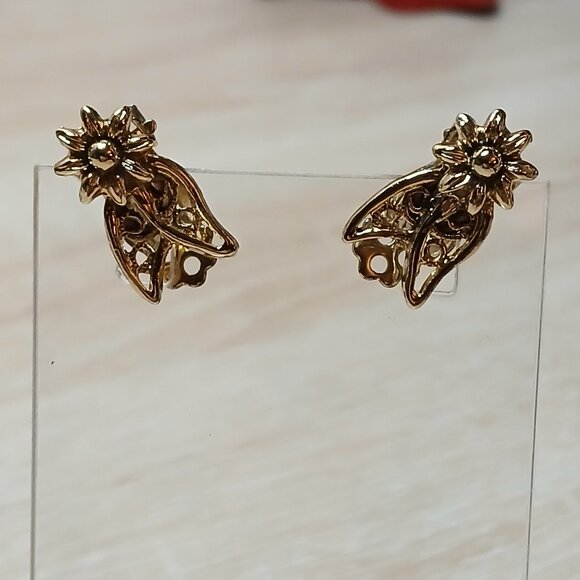 Vintage Fashion Costume Jewelry Metal Gold Tone Flower Clip-on Earrings #77W - Picture 4 of 6